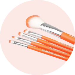 Кисти для макияжа