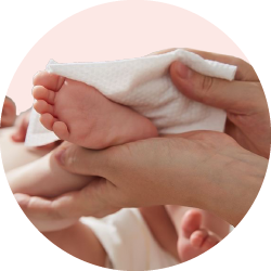 Влажные салфетки и полотенца